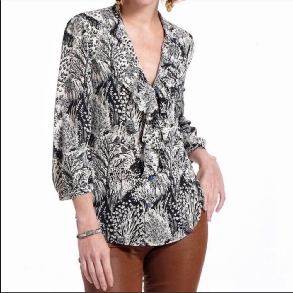 Anthropologie HD in Paris | Picea shirt